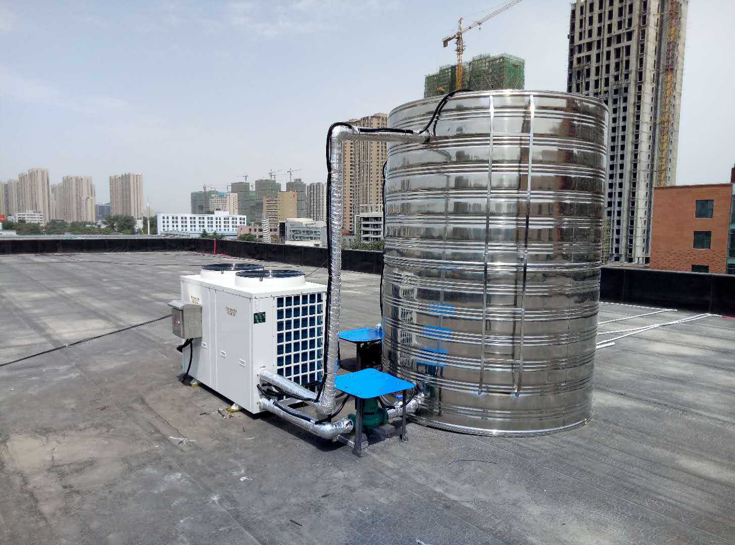 酒店、賓館洗浴熱水用什么好，福威斯空氣能熱水器*佳選擇